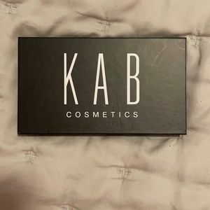 Kab Cosmestics Day + Night Palette